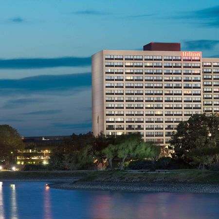 Hilton San Francisco Airport Bayfront - No Resort Fee Берлингейм Экстерьер фото