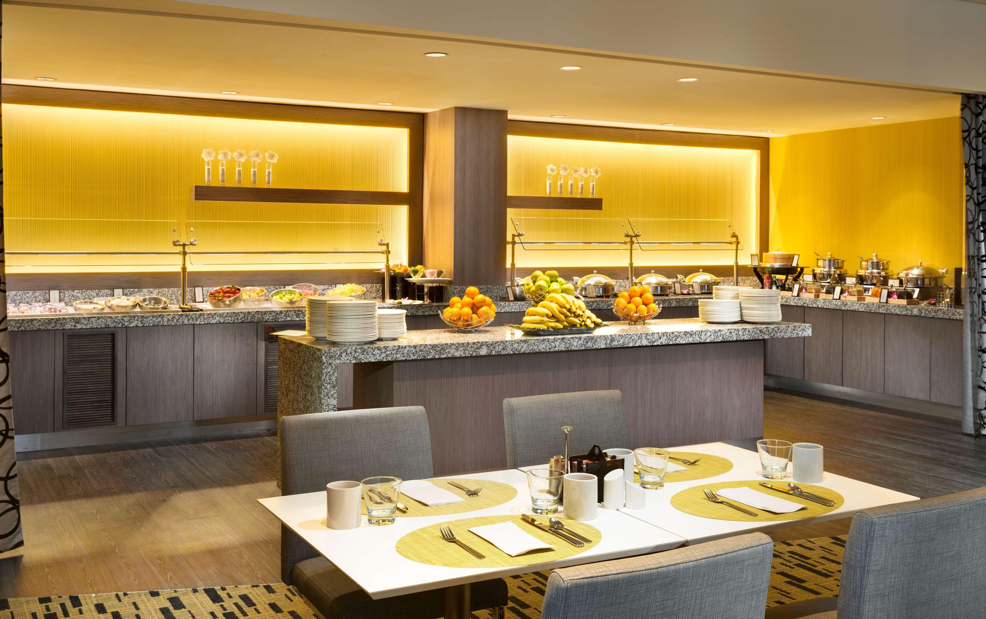 Hilton San Francisco Airport Bayfront - No Resort Fee Берлингейм Экстерьер фото