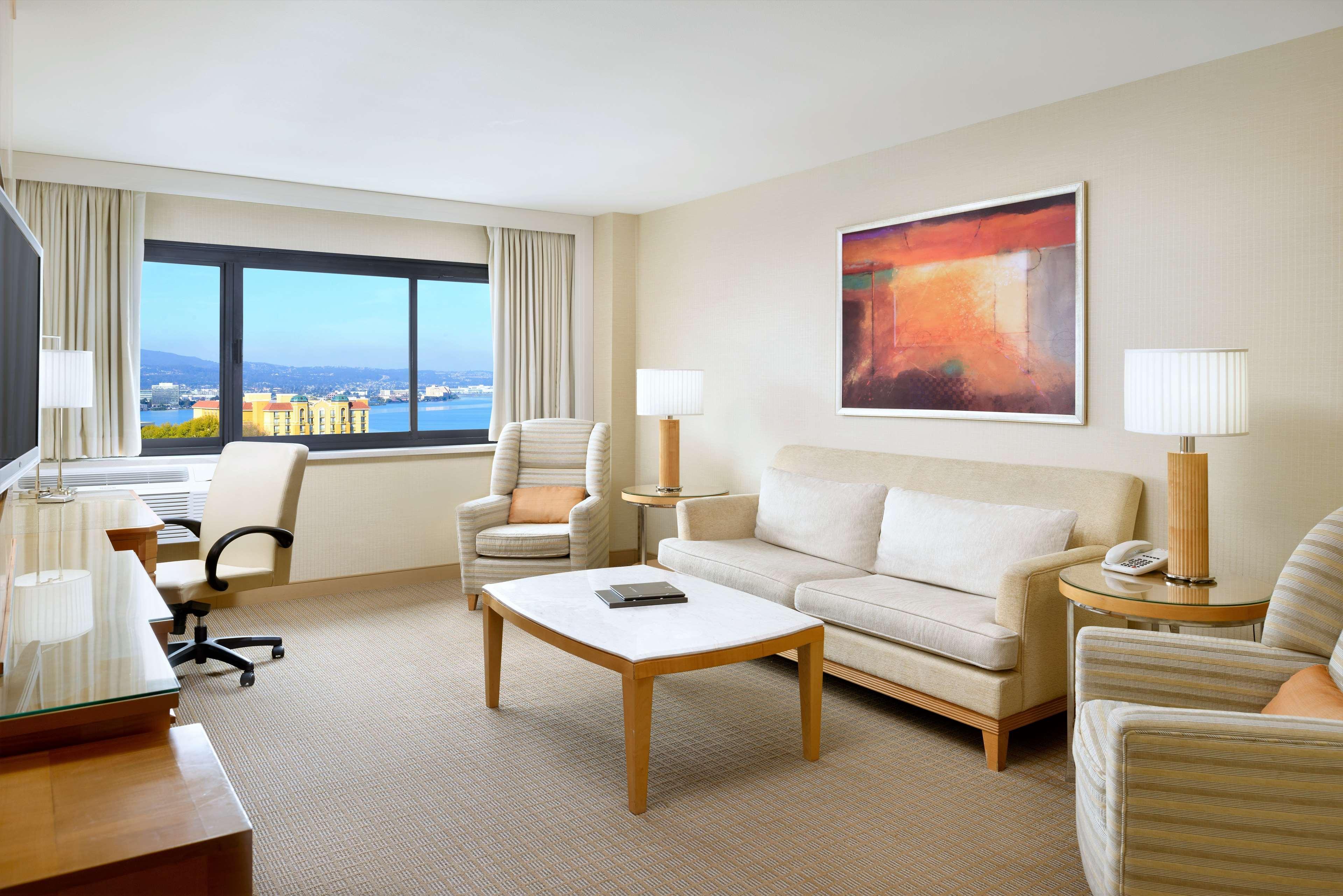 Hilton San Francisco Airport Bayfront - No Resort Fee Берлингейм Экстерьер фото