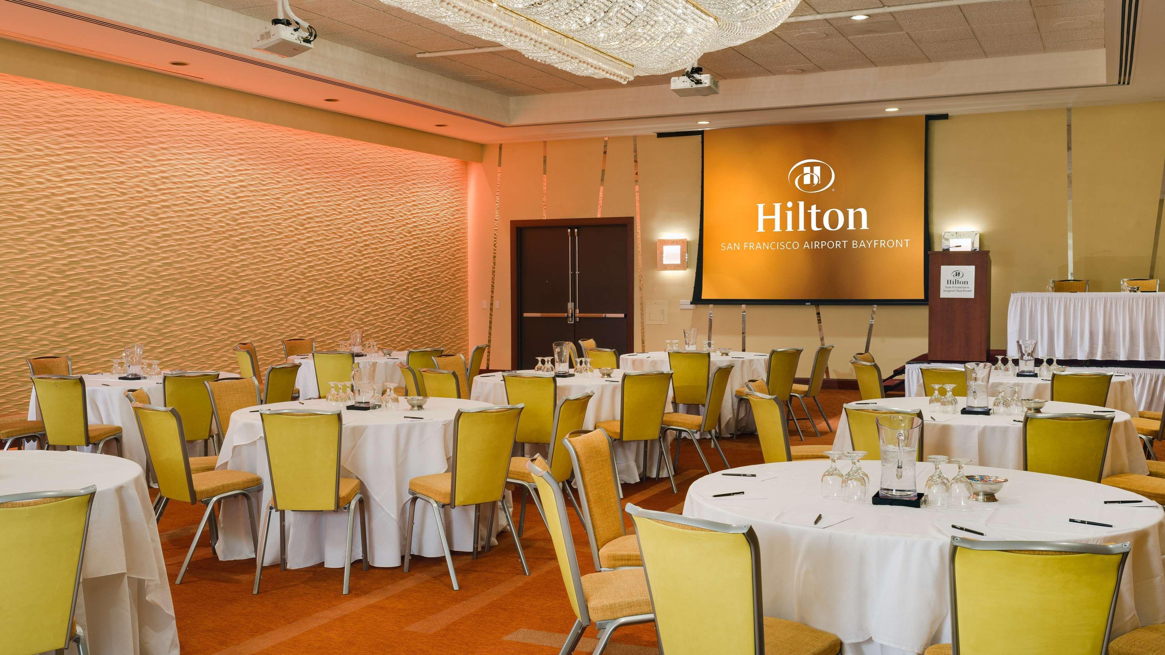 Hilton San Francisco Airport Bayfront - No Resort Fee Берлингейм Экстерьер фото
