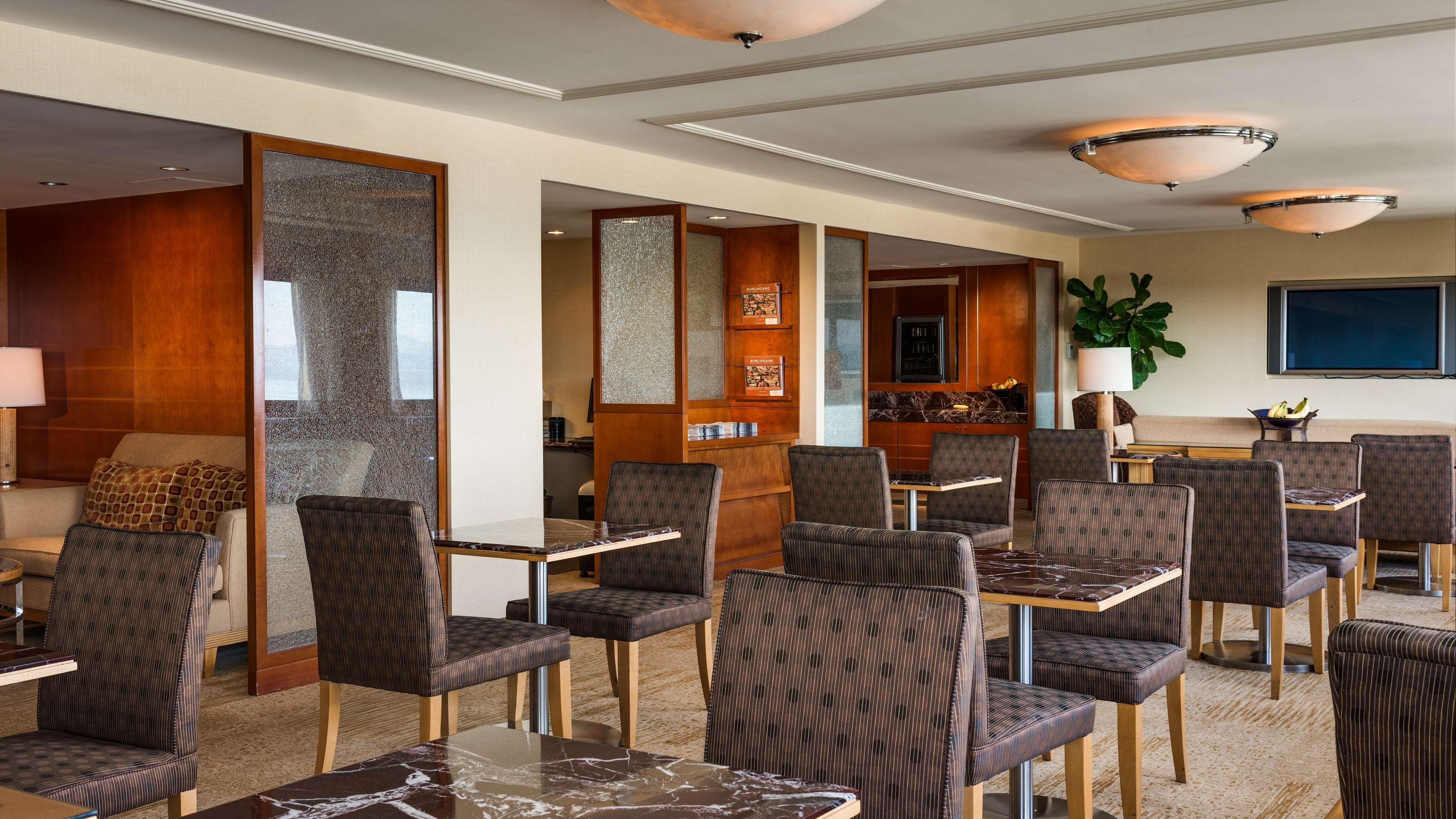 Hilton San Francisco Airport Bayfront - No Resort Fee Берлингейм Экстерьер фото